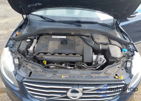 2015 Volvo Xc60 T6/Premier from USA, damaged, VIN YV4902RB5F2577110